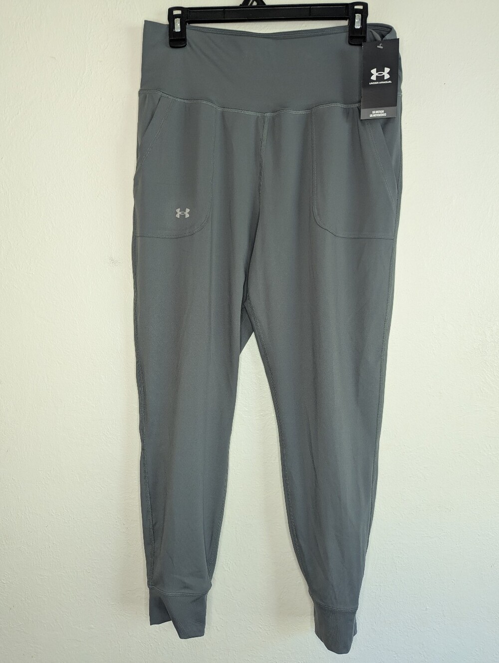 NWT Under Armour Motion Joggers Women's Size L